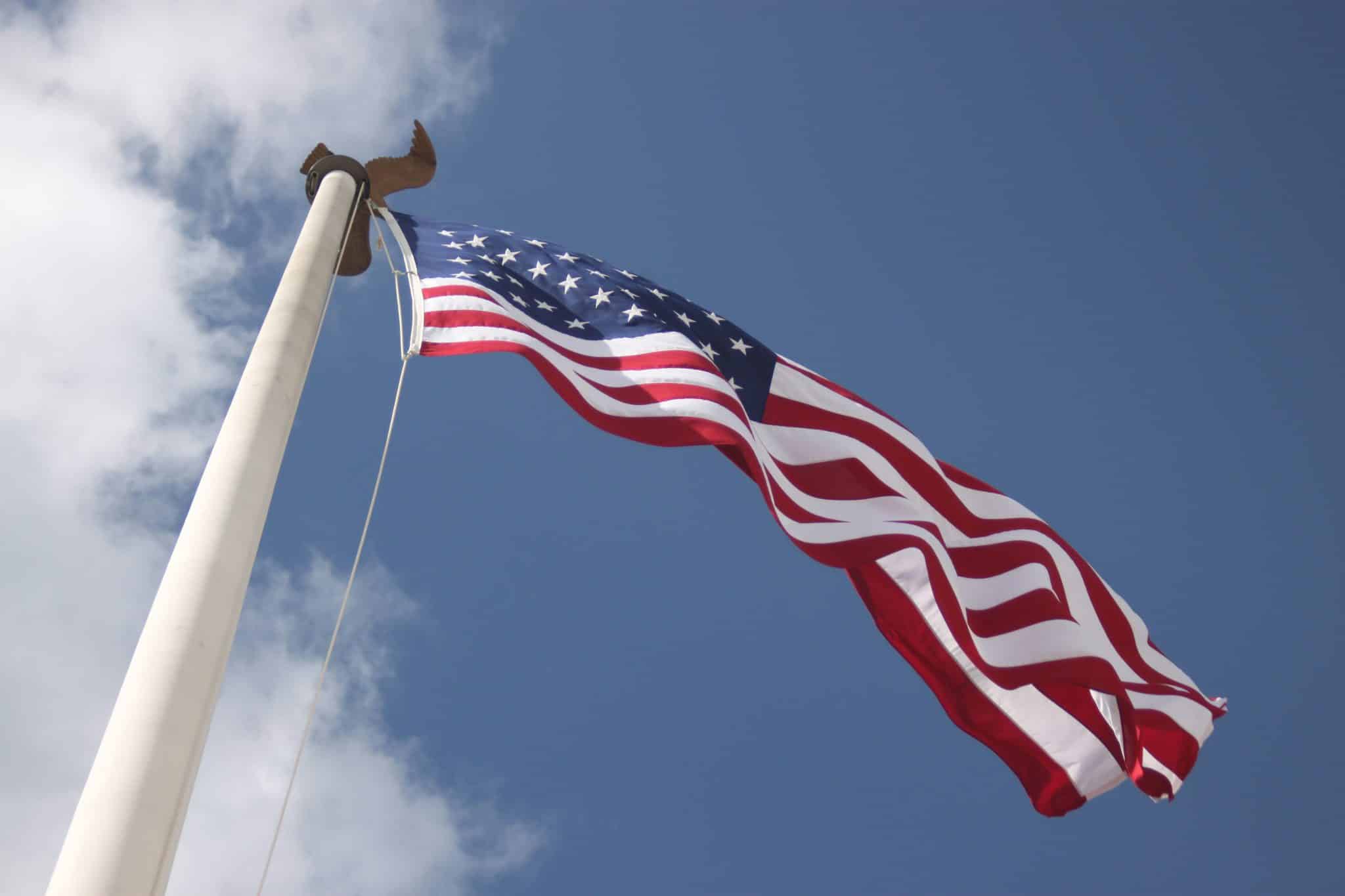Choosing the Right Flagpole for Your Home or Business • The Havok ...