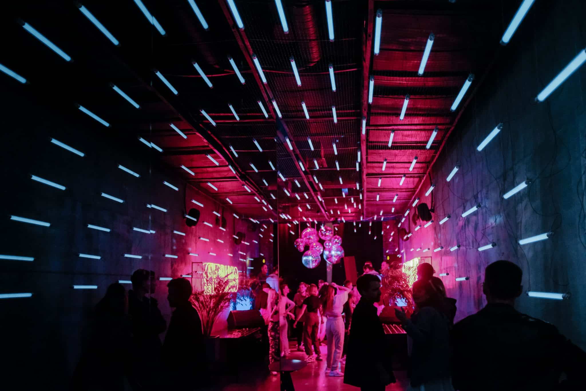 Party Team Technology 9 Technology Devices for Hosting Parties • The Havok Journal | Military ...