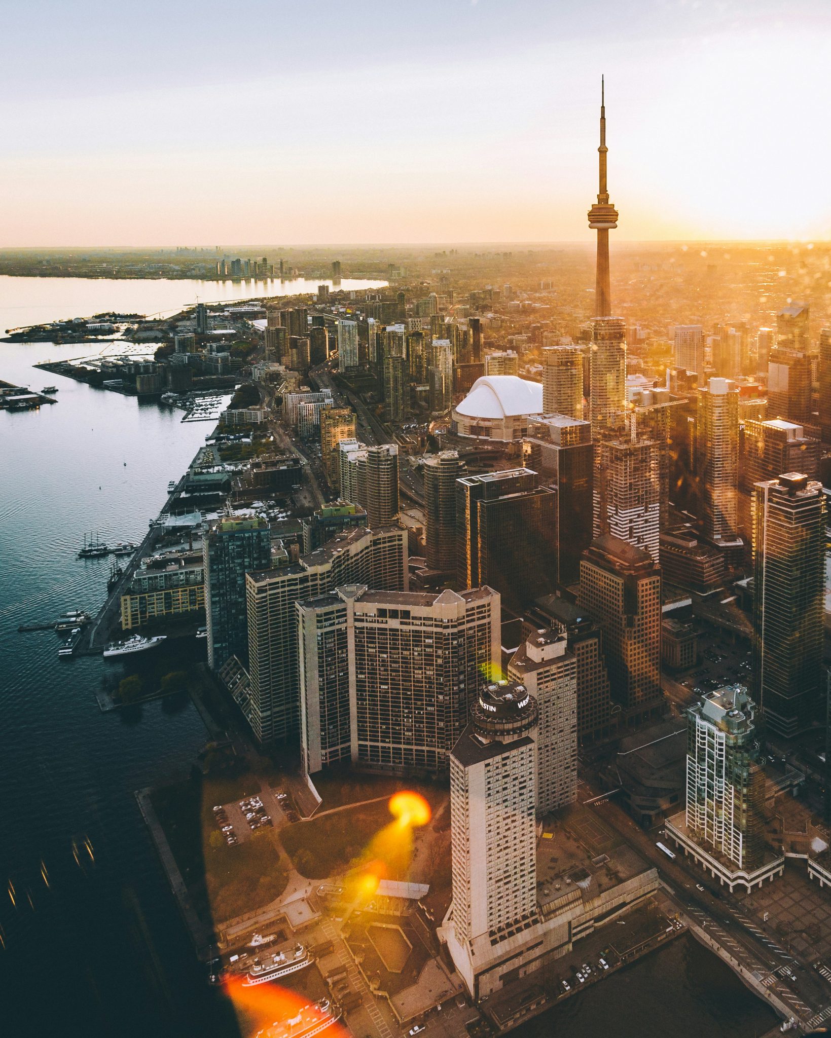 Top Toronto Neighborhoods for Culture, Entertainment, and City Living ...